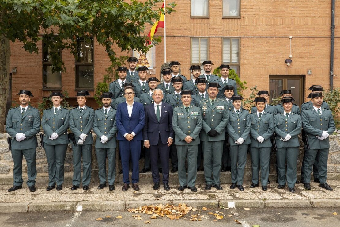 Incorporación de guardias alumnos en prácticas en los cuarteles de Castilla y León. Participa el delegado del Gobierno, Nicanor Sen, y el general jefe de la Zona de Castilla y León de la Guardia Civil, José Ant