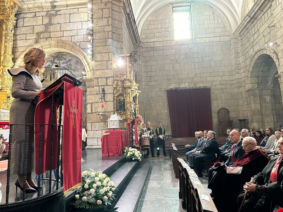 Acto de conmemoración del patrón de la Policía Local de León con reconocimiento a diferentes miembros de este cuerpo en la capital (3)