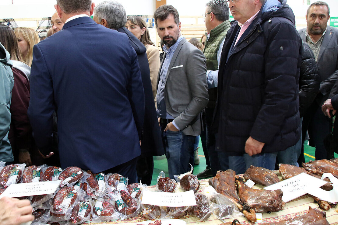 Vegacervera exhibe en su Feria de la Cecina de Chivo su enorme fortaleza agroalimentaria  (10)