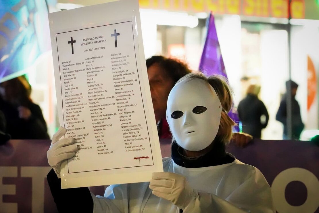 Cientos de personas secundan en León una marcha que denuncia fallos en la sensibilización, prevención, educación y reparación de las víctimas. Foto: Campillo