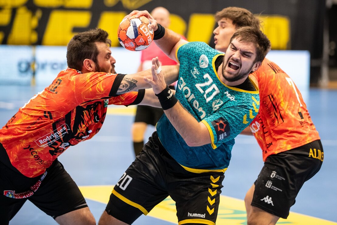 Con todo resuelto con anterioridad el Abanca Ademar se despidió de la competición europea con una derrota intrascendente en Eslovenia ante el Gorenje Velenje por 28-25, en un partido sin historia.