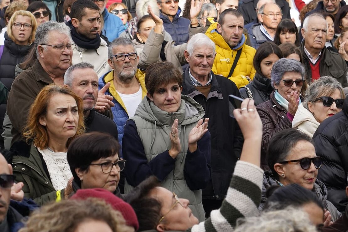 El Bierzo sale a la calle en defensa de la sanidad. 15.000 personas rechazan la actual situación sanitaria en la comarca (11)