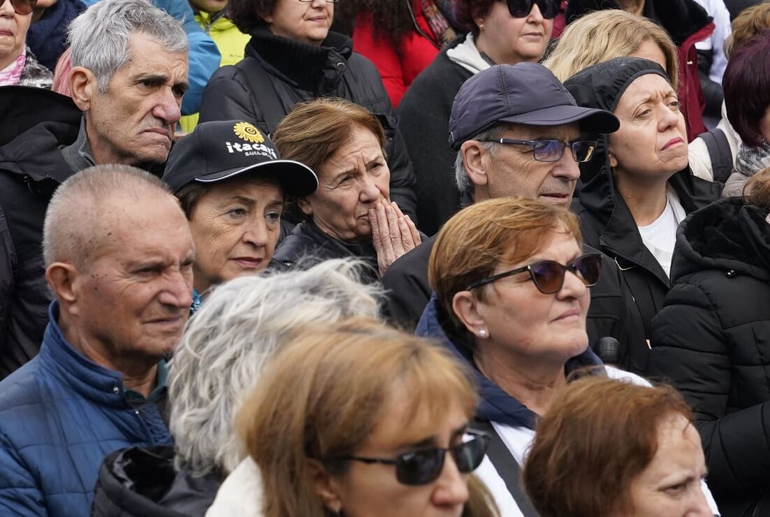 El Bierzo sale a la calle en defensa de la sanidad. 15.000 personas rechazan la actual situación sanitaria en la comarca (12)