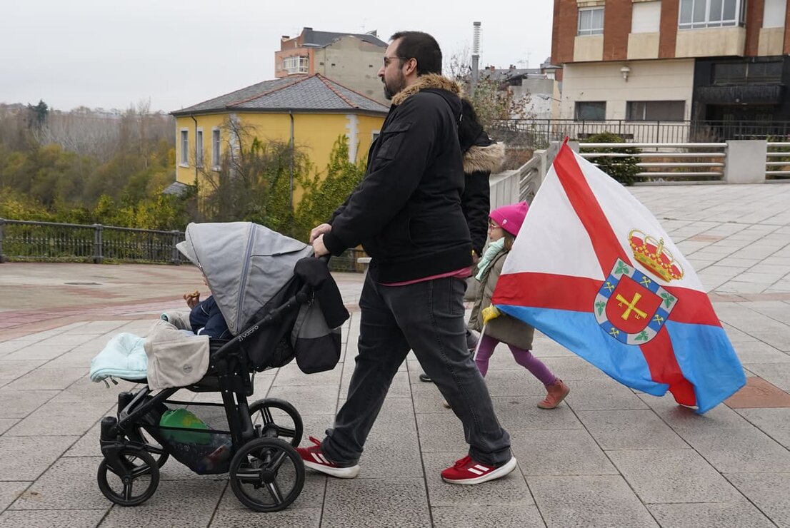 El Bierzo sale a la calle en defensa de la sanidad. 15.000 personas rechazan la actual situación sanitaria en la comarca (22)