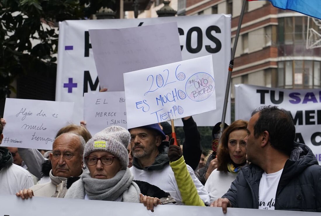 El Bierzo sale a la calle en defensa de la sanidad. 15.000 personas rechazan la actual situación sanitaria en la comarca (24)