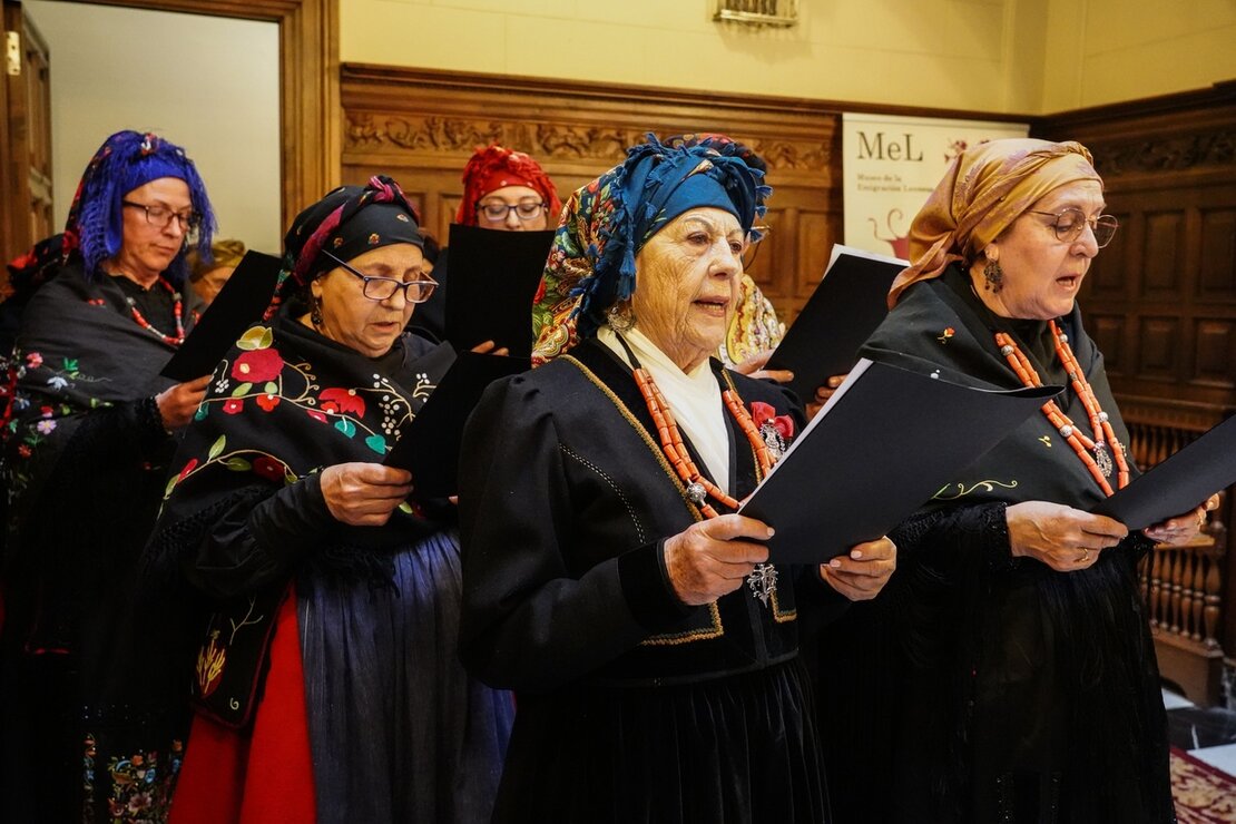 Recreación del tradicional canto del Ramo de Navidad organizado por el Museo de la Emigración Leonesa (5)