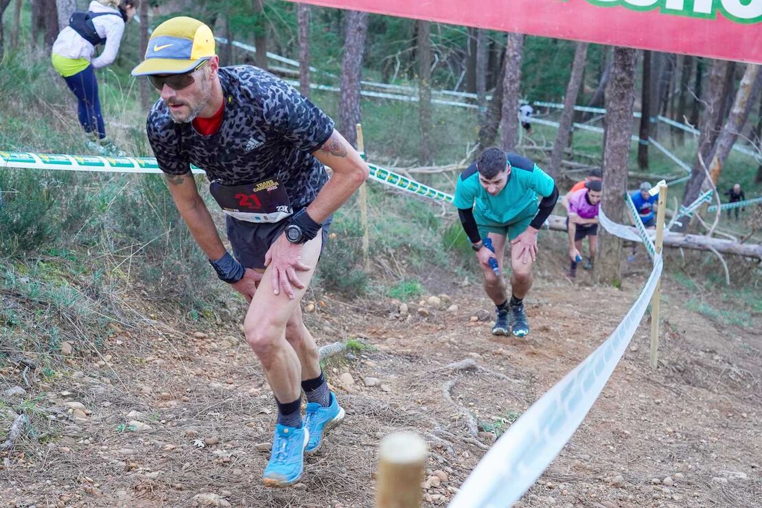 La ciudad de León ha acogido este domingo la decimotercera edición de la carrera Trascandamia, que abre el calendario deportivo del año con salida y llegada en el Puente Romano de Puente Castro y para la que se han inscrito unas 700 personas. Fotos: Campillo | Ayto León