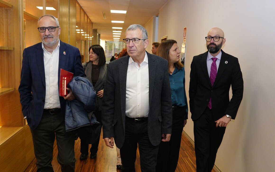 El secretario general de Reto Demográfico, Francisco Boya, acude a las Jornadas Bierzo 2030 Cubillos del Sil (León), organizadas por el Consejo Comarcal del Bierzo