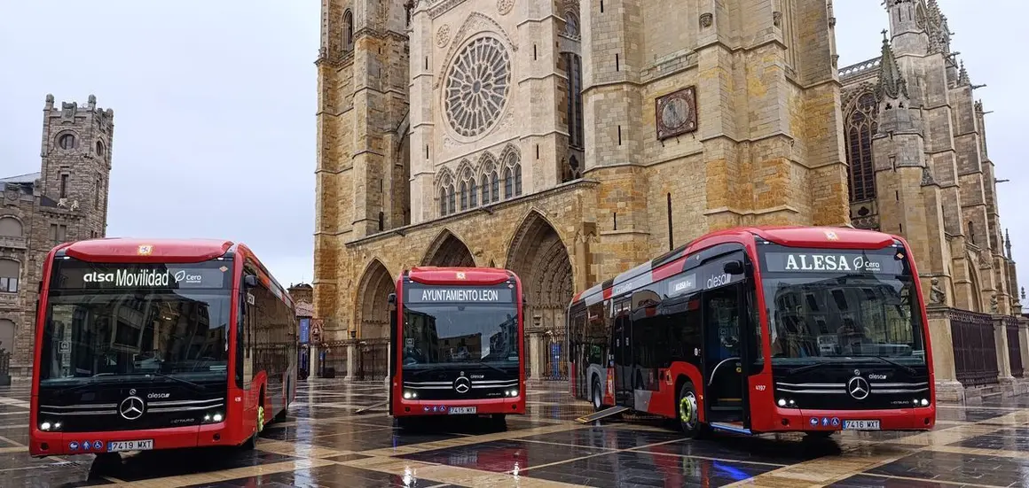 Presentación nuevos buses urbanos de León. Foto: Isabel Alonso Álvarez.