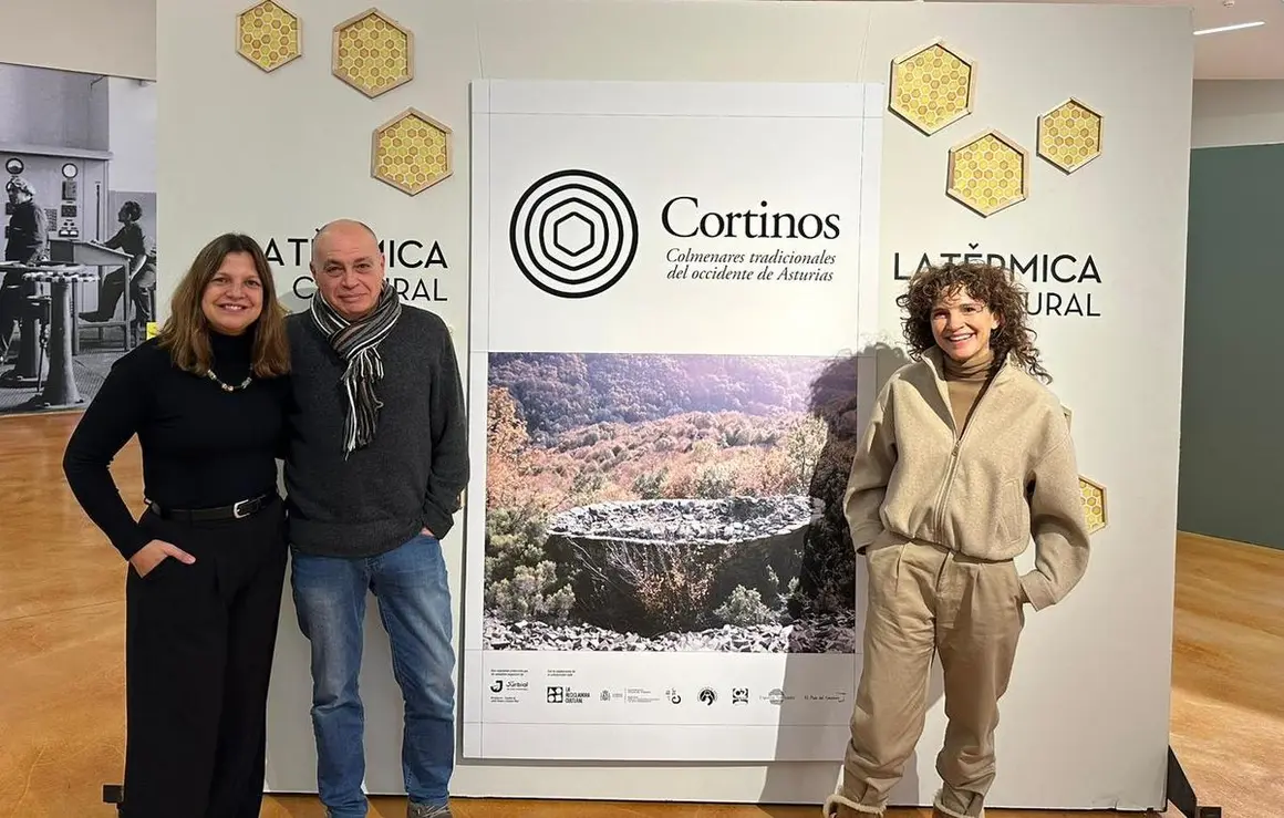 Exposición Cortinos en la Térmica Cultural.