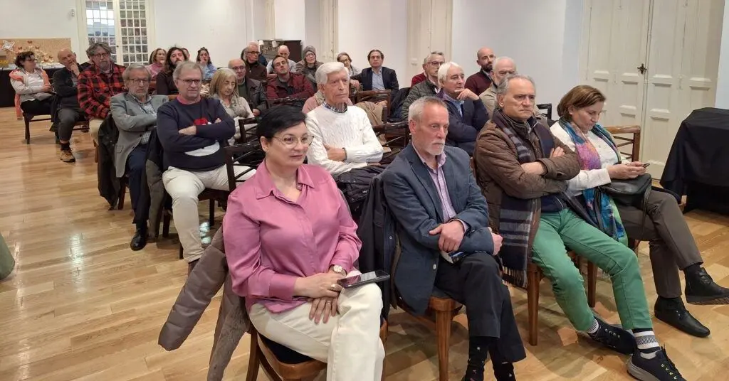 Presentación del libro "La vivienda tradicional leonesa" de Javier Callado en la Casa de León en Madrid.