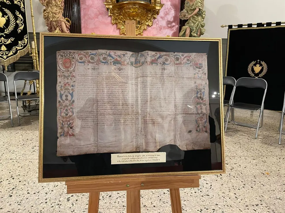 El Papa Gregorio XIII, protagonista en la histórica publicación de la Cofradía Angustias y Soledad.