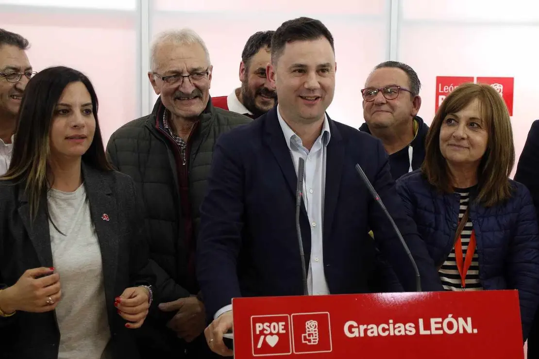 Javier Alfonso Cendón gana con amplio margen las primarias del PSOE de León