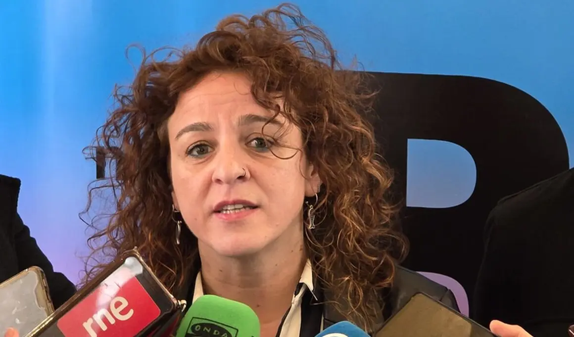 Elena Blasco, secretaria general de CCOO de León, en el congreso del sindicato a nivel autonómico.2