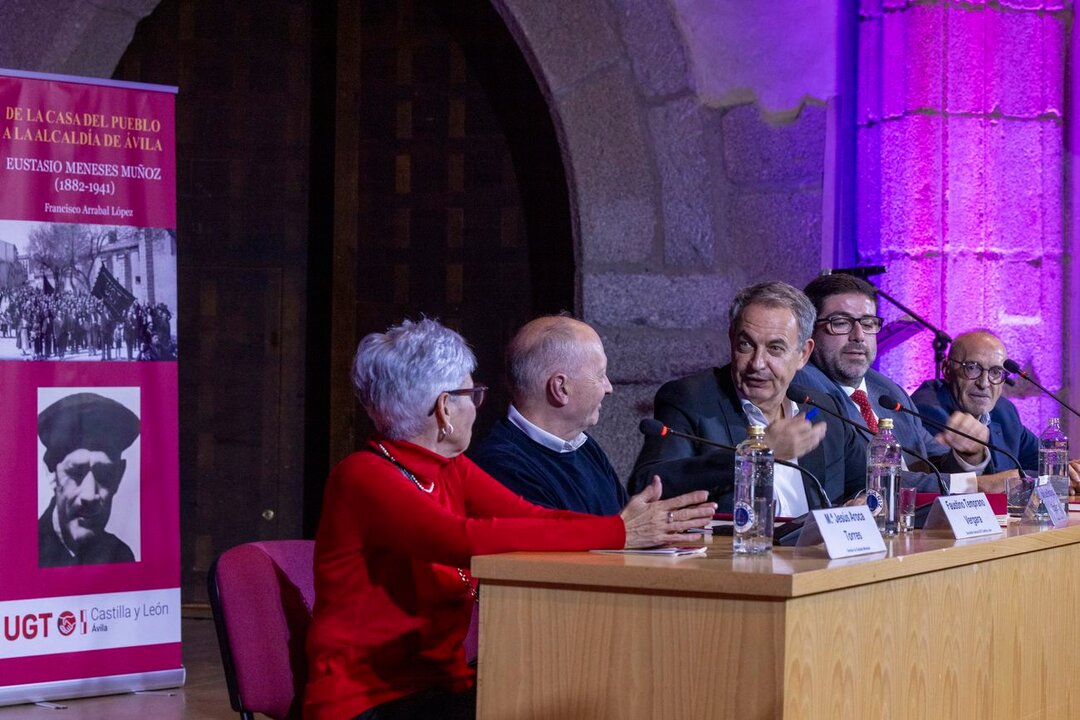 José Luis Rodríguez Zapatero, durante una comparecencia.