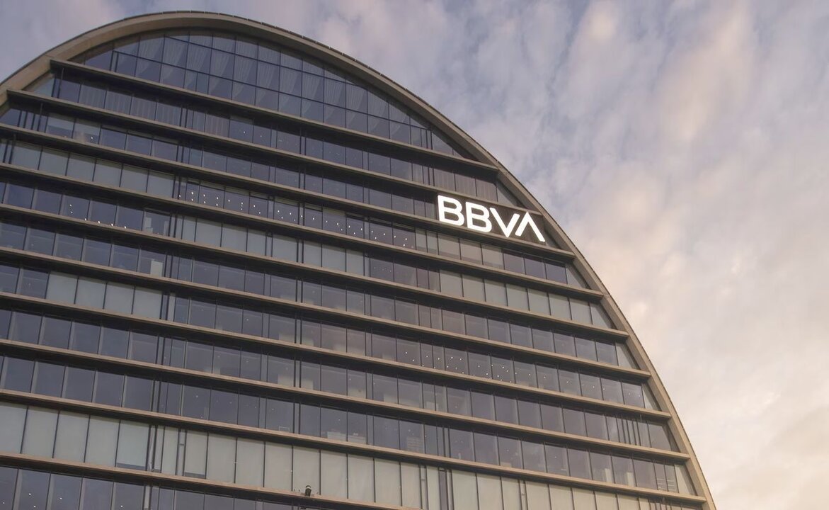 La entidad financiera BBVA generó un resultado récord de 7.622 millones de euros de enero a septiembre de 2024, un 28 por ciento más en la comparativa interanual.