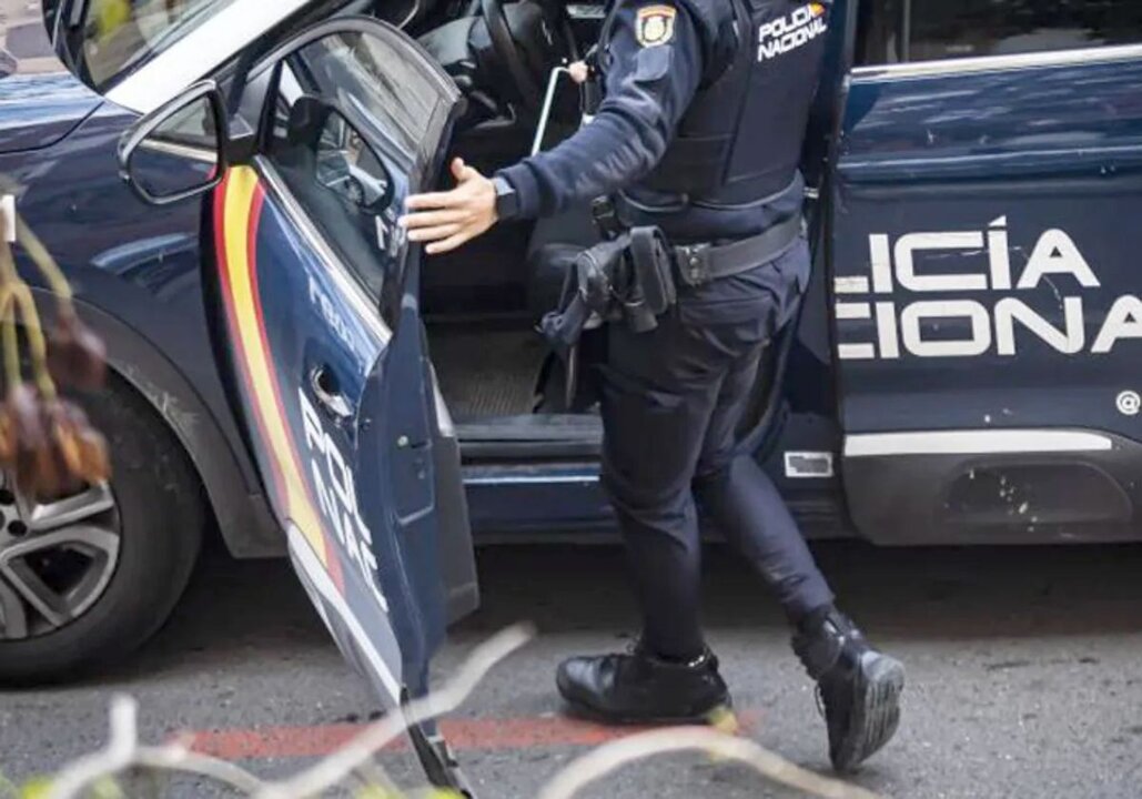 Efectivos de la Policía Nacional, durante una intervención.