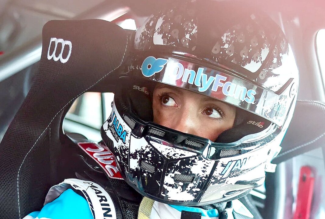 Alba Sánchez piloto_