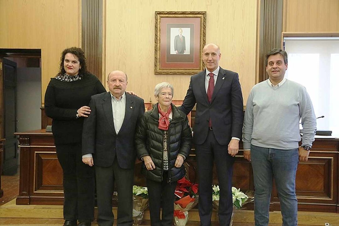 El Ayuntamiento de León premia a los más solidarios con sus tradicionales galardones sociales.