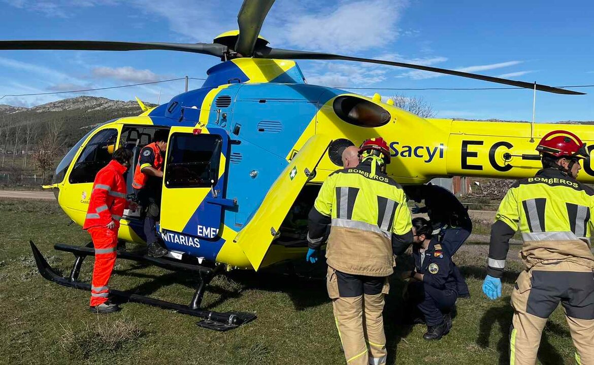 Imagen del helicóptero medicalizado de Emergencias Sacyl.