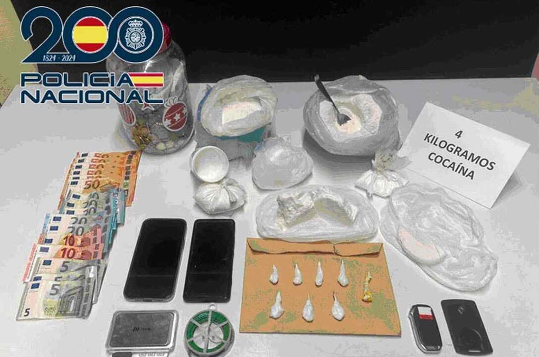 Imagen de la cocaína incautada por los efectivos de la Policía Nacional de León.