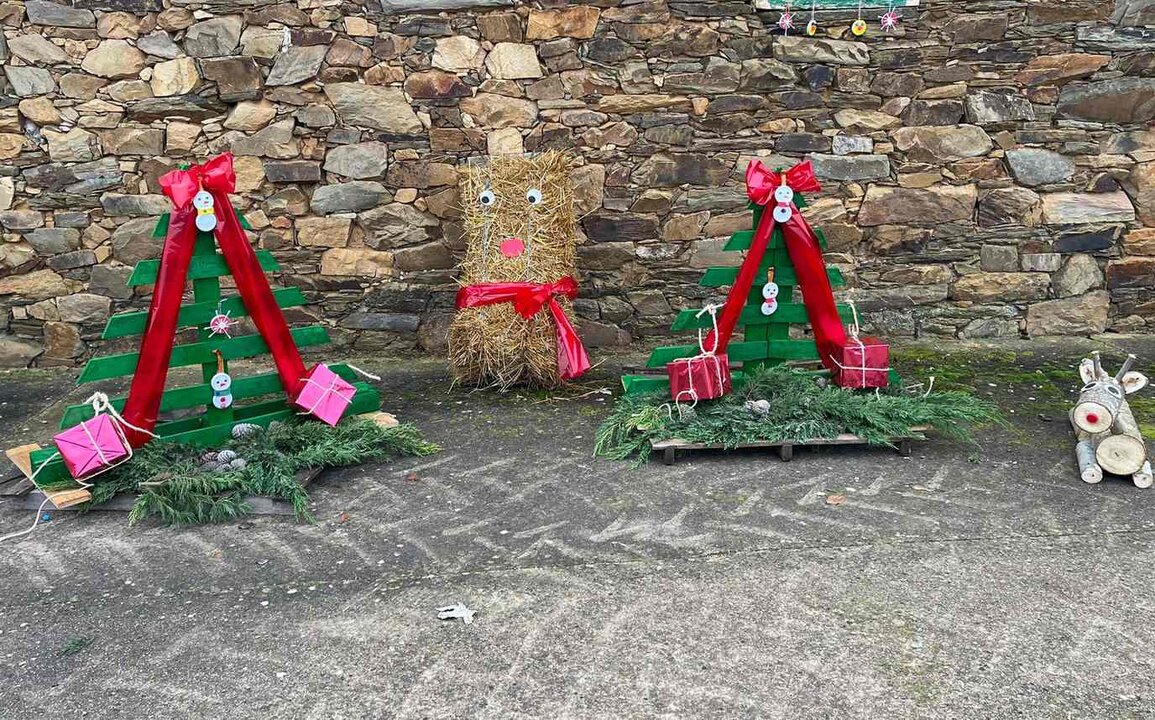 Imagen de la decoración tradicional que se puede ver en las calles de Valdespino.