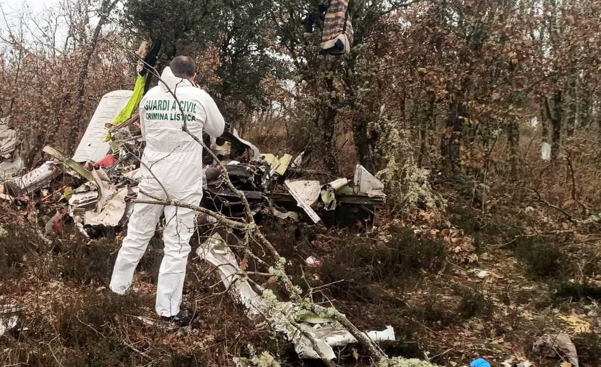 La Guardia Civil investiga las causas del accidente de avioneta en Cimanes del Tejar en el que murieron dos personas.