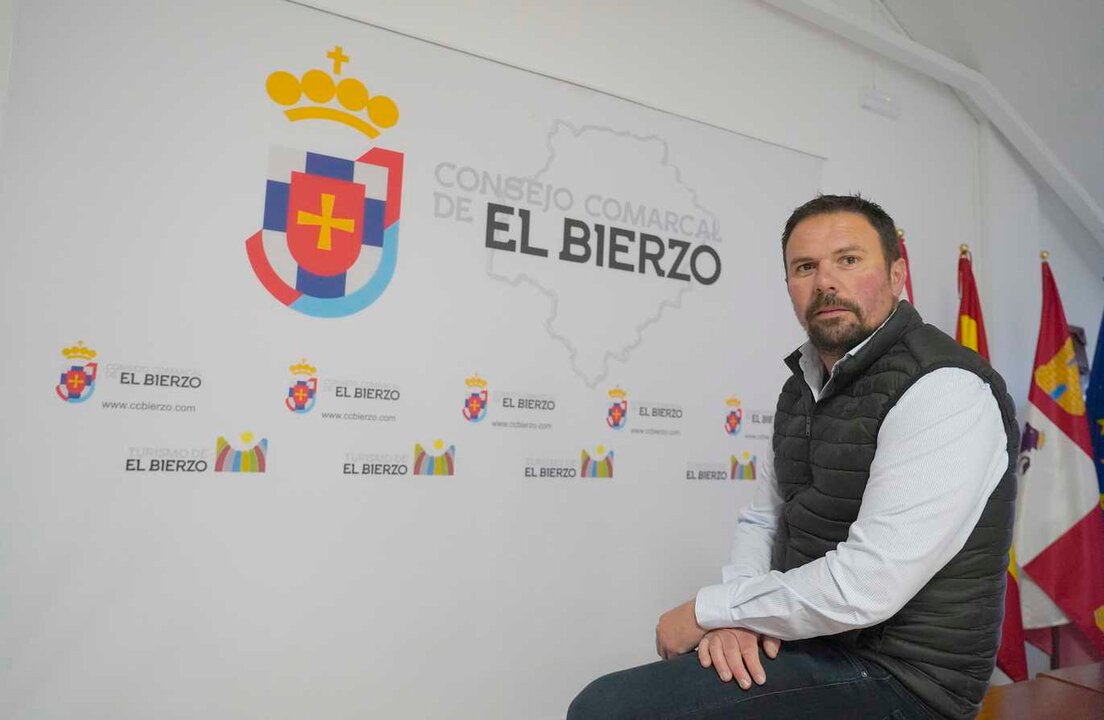 Luis Perales, consejero del Consejo Comarcal del Bierzo encargado del estudio de acotados micológicos para legalizar la recogida y venta de setas en la comarca. Foto: César Sánchez