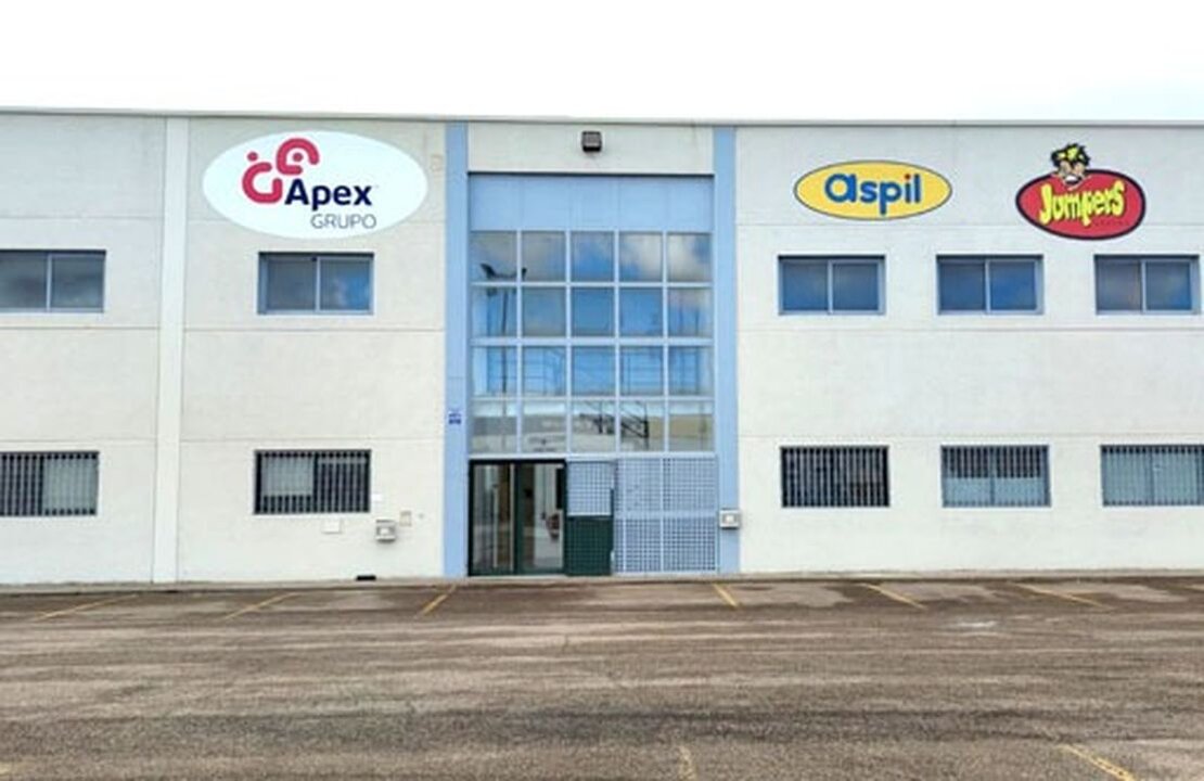 Fábrica Grupo Apex situada en Riego de la Vega (León)