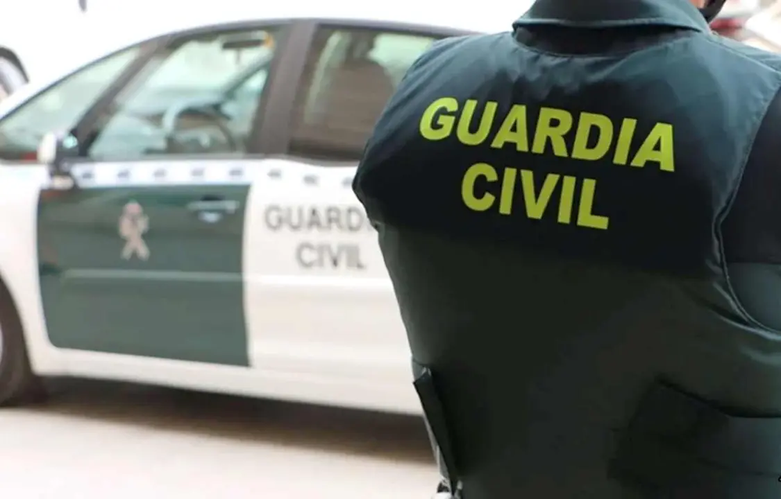 Efectivos de la Guardia Civil, durante una operación, en una imagen de archivo.