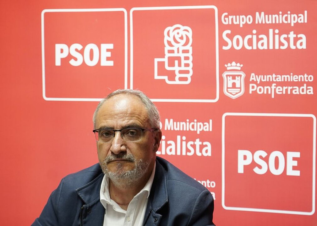 El portavoz del grupo municipal socialista de Ponferrada, Olegario Ramón. Imagen de archivo ICAL. Foto: César Sánchez