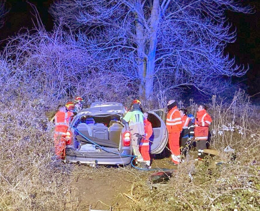 Accidente de tráfico en la N-234 con cruce de la carretera SO-340, en Almenar de Soria, en el que falleció una persona.