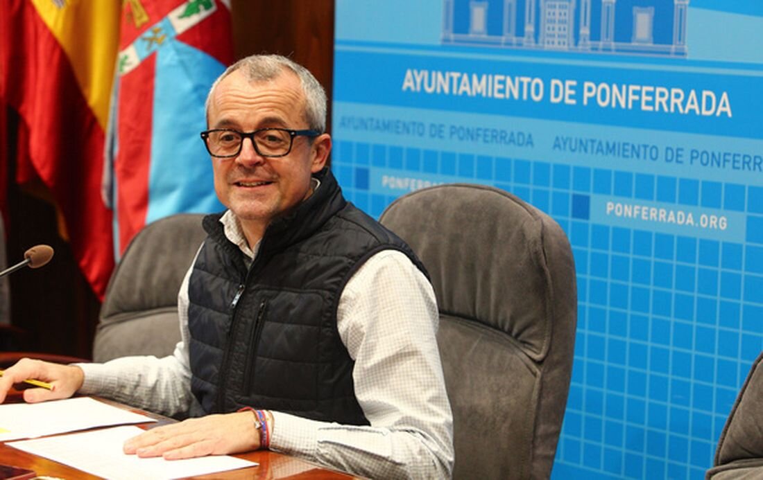 El concejal de Hacienda y Personal del Ayuntamiento de Ponferrada, Luis Antonio Moreno. Foto: César Sánchez.