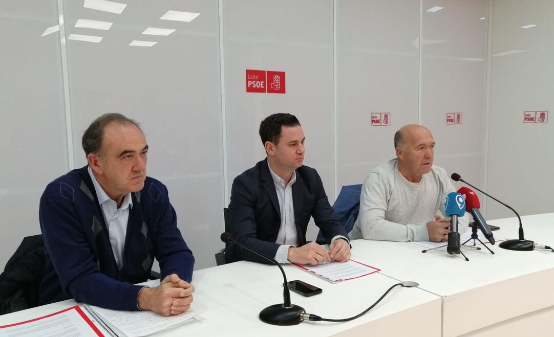 El PSOE de León anuncia movilizaciones en toda la provincia para exigir soluciones.