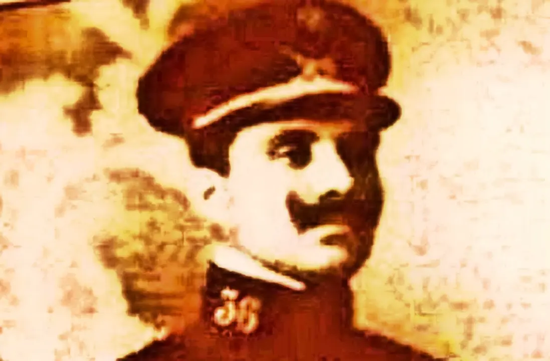 Cayetano Álvarez Bardón, conocido como Caitano o Caitanu Bardón (1877-1924), autor de los Cuentos en dialecto leonés.