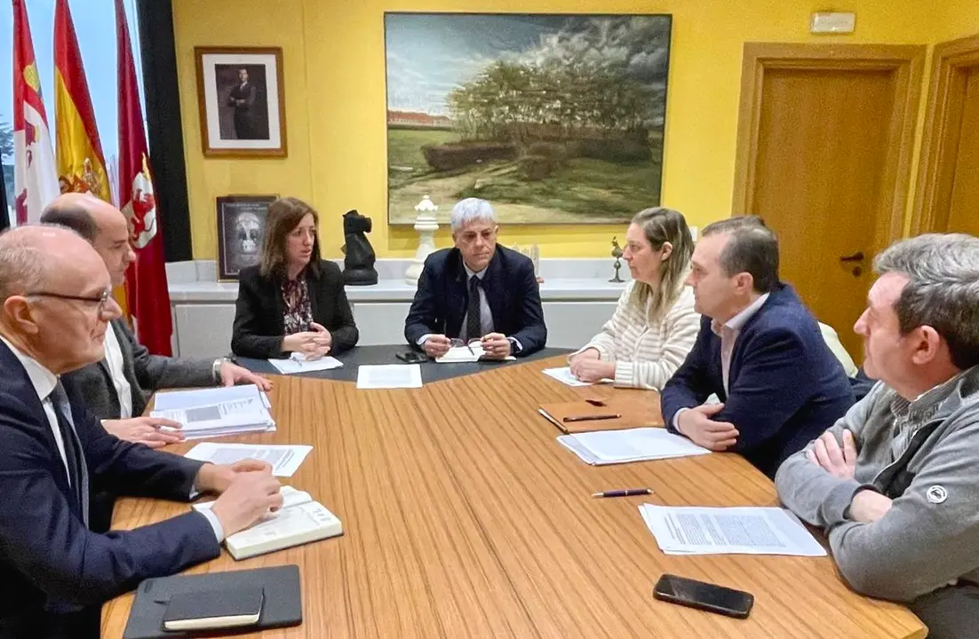 León Propone expone sus propuestas a la «Estrategia Logística de Castilla y León 2030».