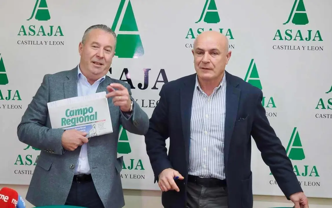 El presidente y el secretario general de Asaja en Castilla y León, Donaciano Dujo y José Antonio Turrado. Foto: R. Valtero