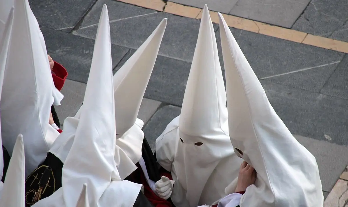 La Semana Santa de León finaliza con la procesión del Encuentro. Foto: Peio García.