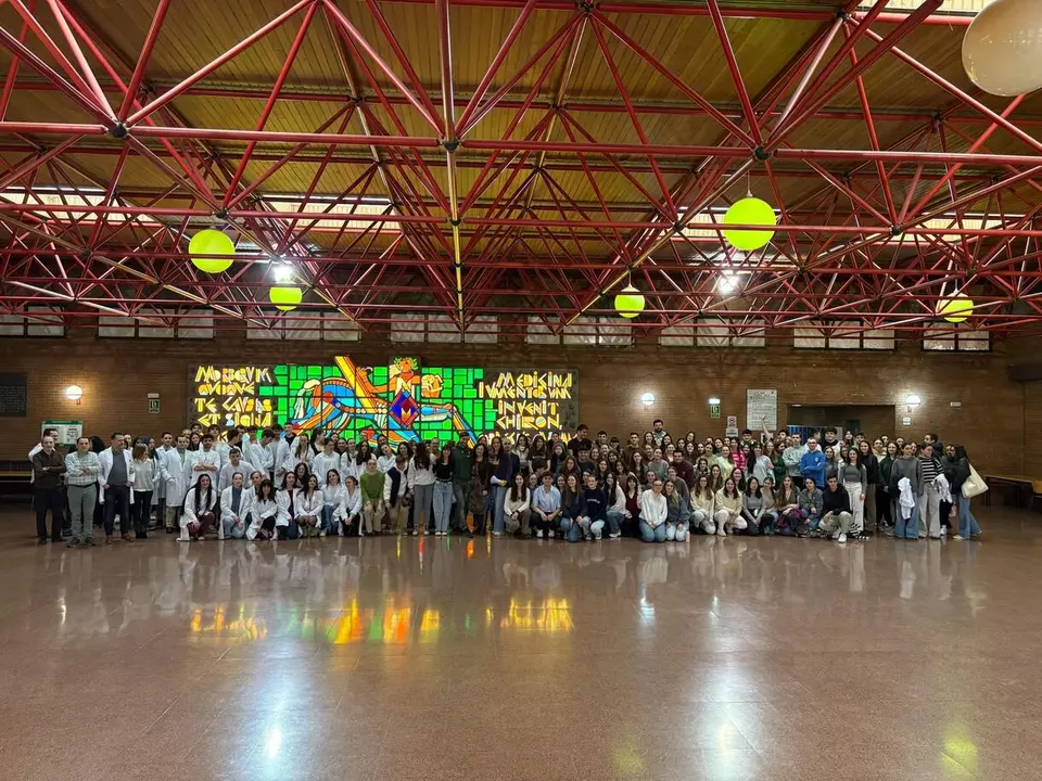 Imagen del acto de esta mañana en la Facultad de Veterinaria.