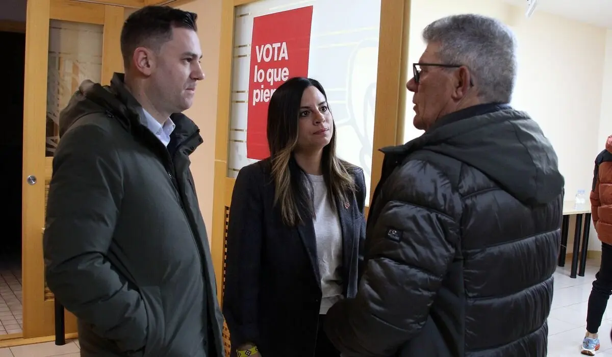 Votaciones de las elecciones primarias del PSOE de León. Foto: Peio García.