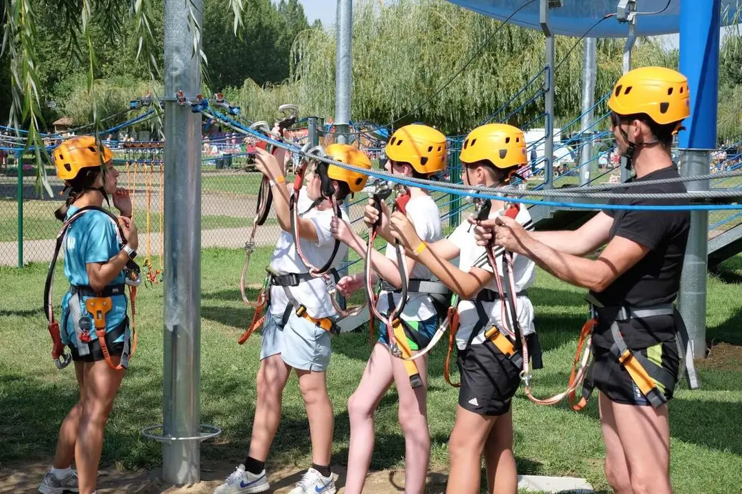 Un grupo de jóvenes, durante una de las actividades.