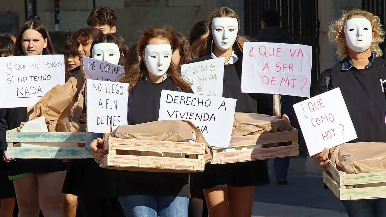 Cáritas Diocesana de León acompañó este año a 351 personas sin hogar; 279 en la sede de la capital, 57 en el albergue de Cistierna y 66 en el de La Robla.