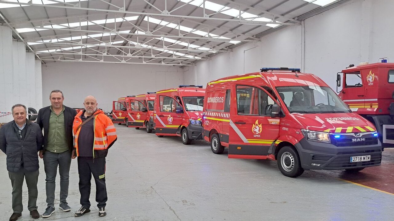 La Diputación de León adquiere cuatro furgones de salvamento.