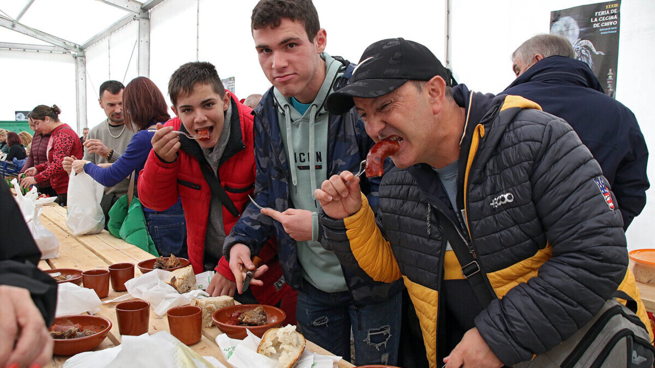 Vegacervera exhibe en su Feria de la Cecina de Chivo su enorme fortaleza agroalimentaria  (12)