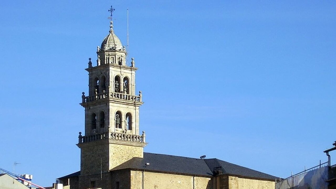 La Comisión Territorial de Patrimonio de León dio su visto bueno al proyecto para la remodelación de la torre de la basílica de la Encina de Ponferrada, donde se pretende habilitar un mirador.