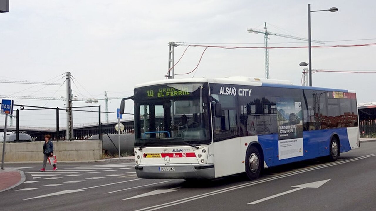 La Unión del Pueblo Leonés propone crear una mancomunidad que integre a León y sus municipios colindantes y que centralice la gestión de los servicios de bus y taxi en toda el área metropolitana.