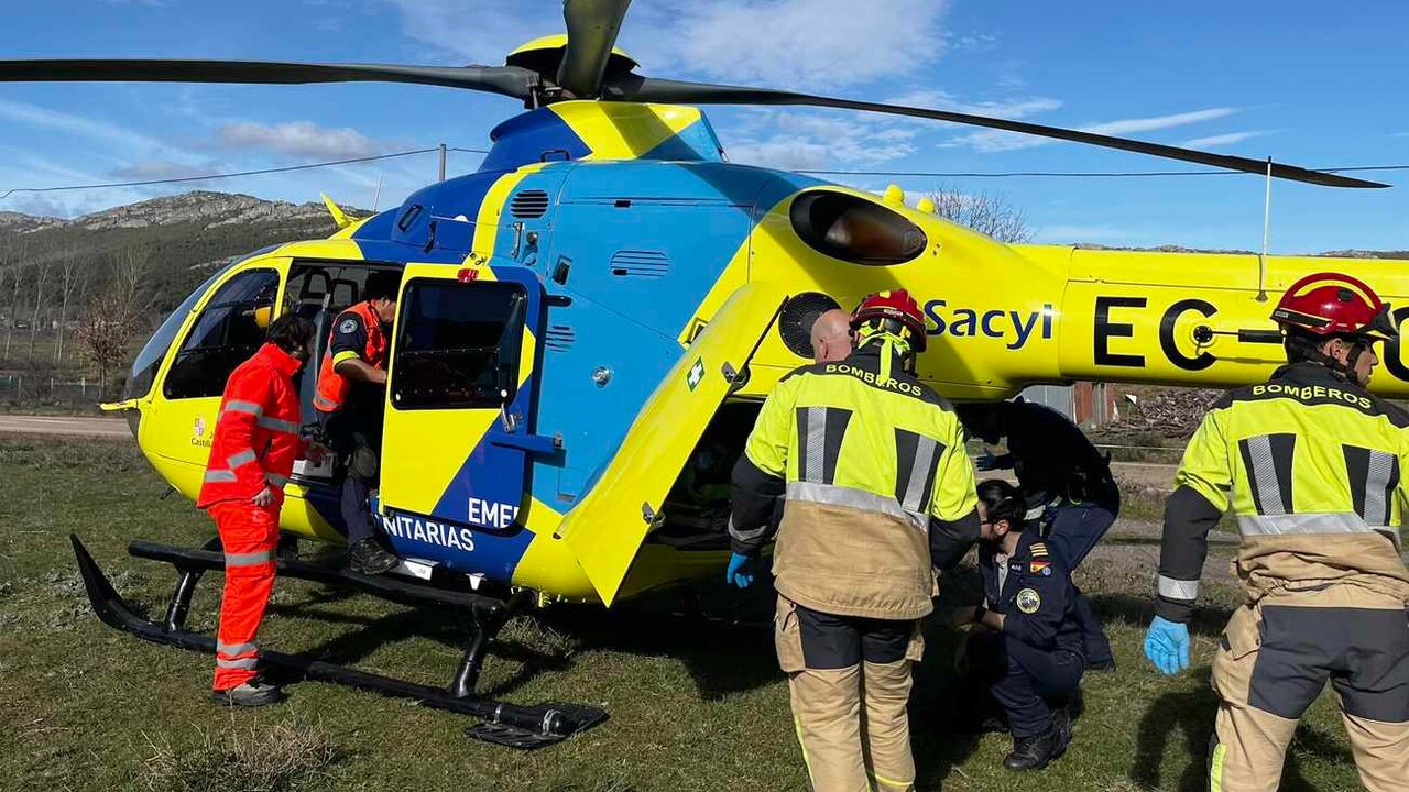 Imagen del helicóptero medicalizado de Emergencias Sacyl.