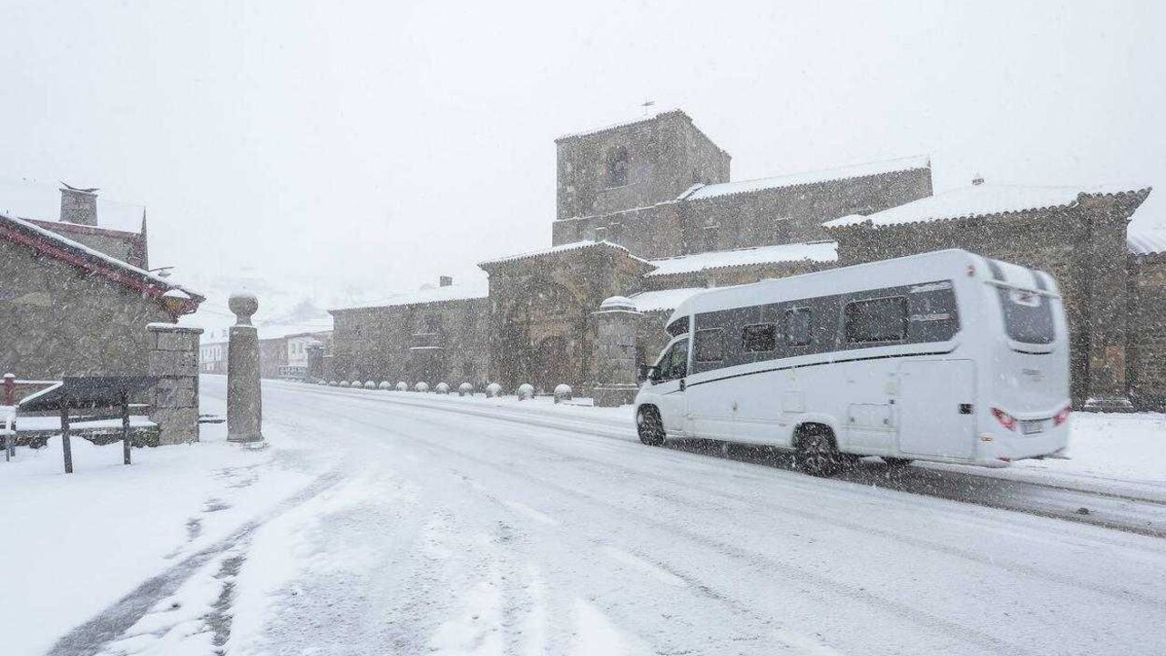 LA Aemet alerta de nuevas nevadas en la provincia de León.