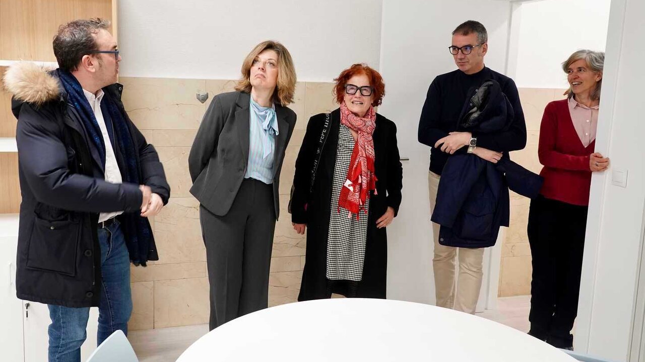 La directora general de la Mujer, Victoria Moreno, inaugura el Centro de Atención a Víctimas de Agresiones Sexuales ''Atiendo'' de la capital leonesa. Foto: Campillo