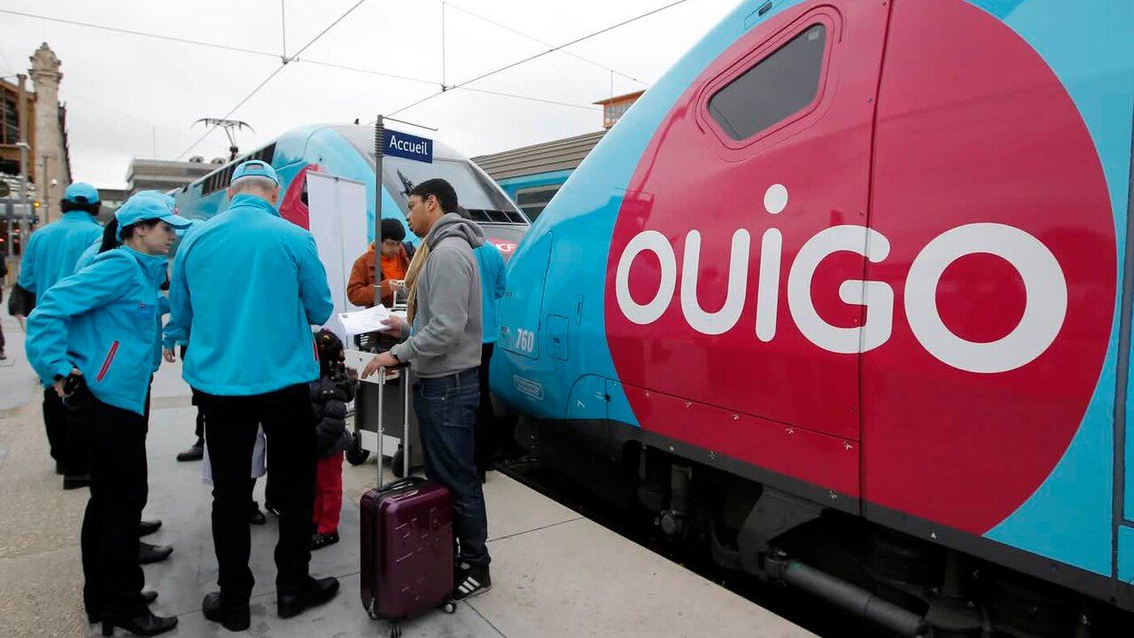 Un tren de la compañía Ouigo. Las líneas de bajo coste por el momento están lejos de operar en León.